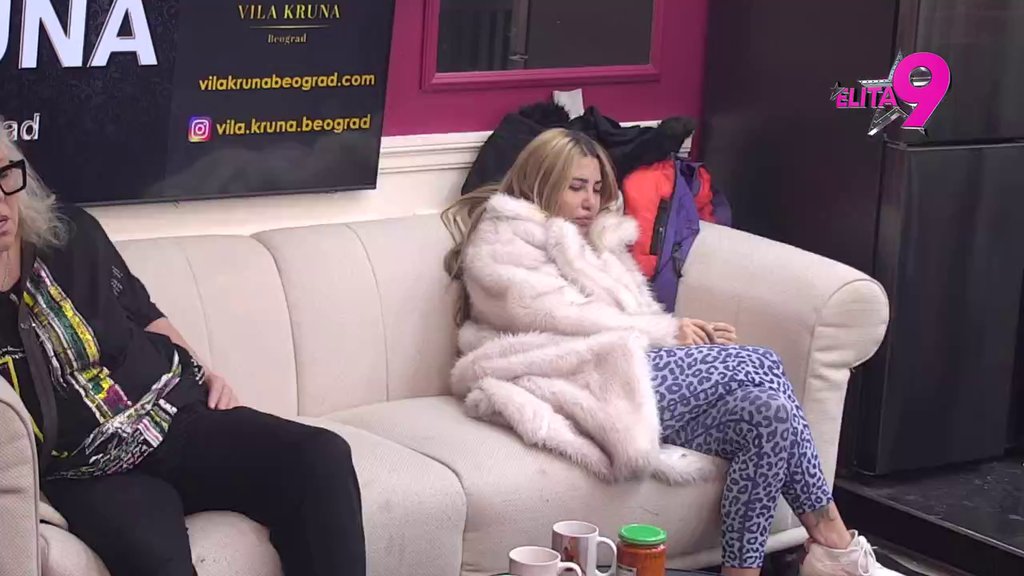 Bio sam njen poni, apotekar, konobar... Asmin pokušao Maji da nabaci osećaj krivice zbog pedale koju mu je dala (VIDEO)