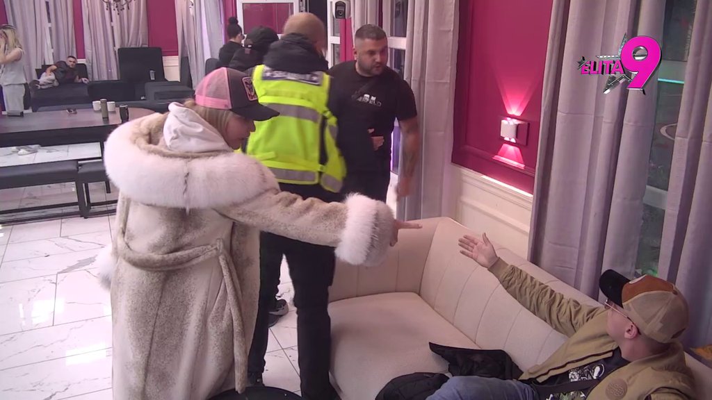 LETI PERJE: Asmin i Dača žestoko zaratili, trese se Bela kuća! (VIDEO)