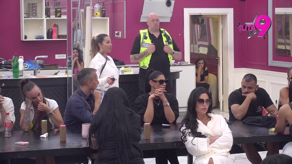 Žestoko raskrinkavanje Mikija Dudića: Proglasio Aneli ženom lakog morala, takmičari ubeđeni da mu je tiha patnja! (VIDEO)