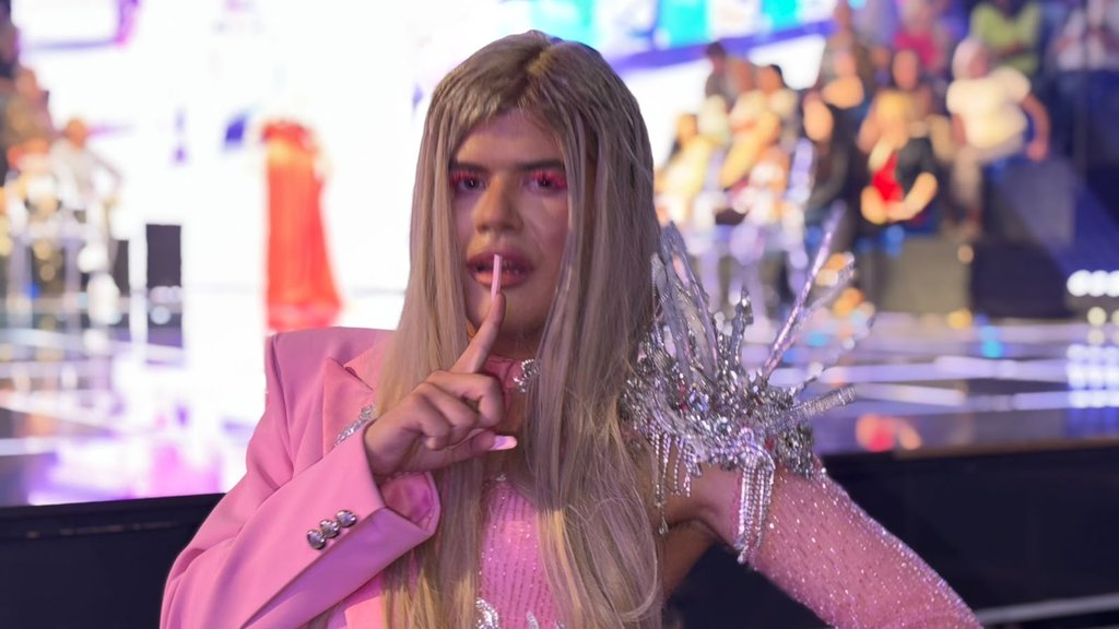NEBITNA JE I ISFRUSTRIRANA: Uroš Stanić u nikad IZAZOVNIJEM izdanju opleo po Miljani Kulić, pa otkrio koji učesnik Elite 10 mu je NAJBOLJI FRAJER (FOTO+VIDEO)