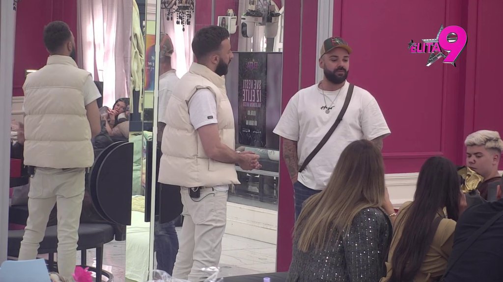 OVO NIKO NIJE OČEKIVAO! Luki niko nije poslao čestitku: Da su baba i deda živi sve bi bilo drugačije (VIDEO)