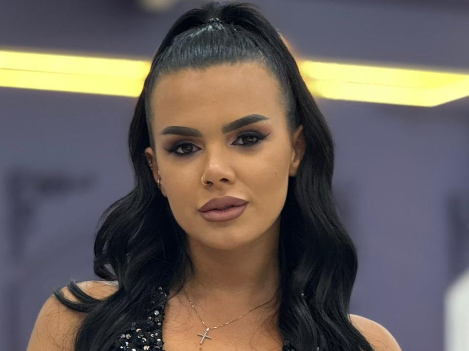 KRIĆU GA JOŠ NEKI PERIOD: Anita Stanojlović progovorila o novom partneru, pa oplela po rijaliti učesnicima! Jedno je sa njim ostala u korektnim odnosima