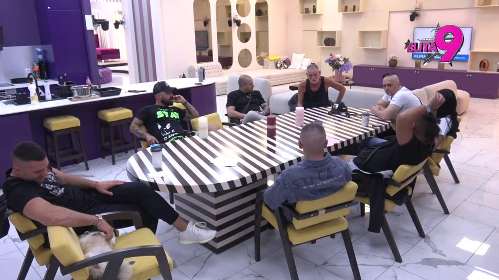 Posložio sve kockice: Mića otkrio zašto ne podnosi Asmina, pa zajedno sa Lukom pokušao da preokrene Dačino mišljenje (VIDEO)
