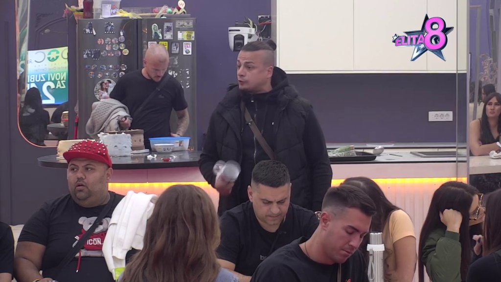 TOTALNA ESKALACIJA: Terza pred sam kraj ankete zapištao poput EKSPRES LONCA, pa isprozivao Kačavendu! (VIDEO)
