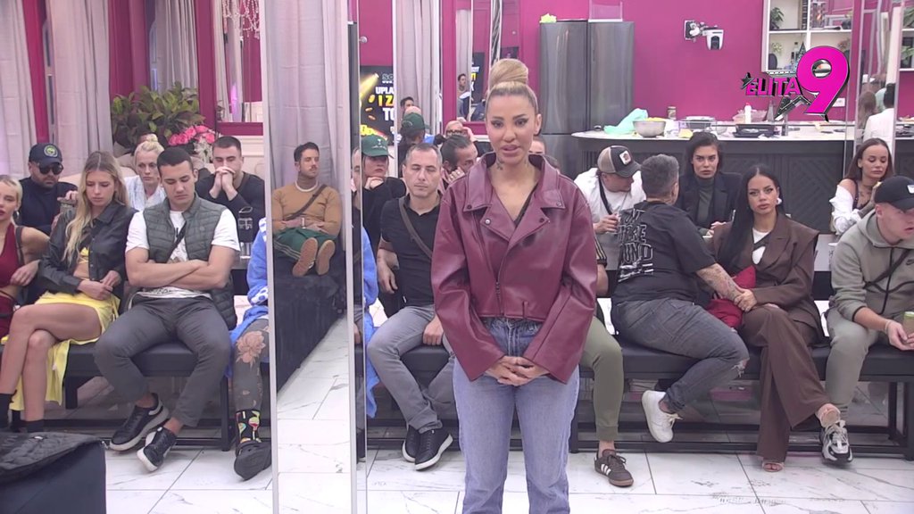 Kako da mu verujem? Aneli sve više sumnja da je Luka snimao tokom odnosa, njemu pala roletna i zaurlao iz petnih žila! (VIDEO)