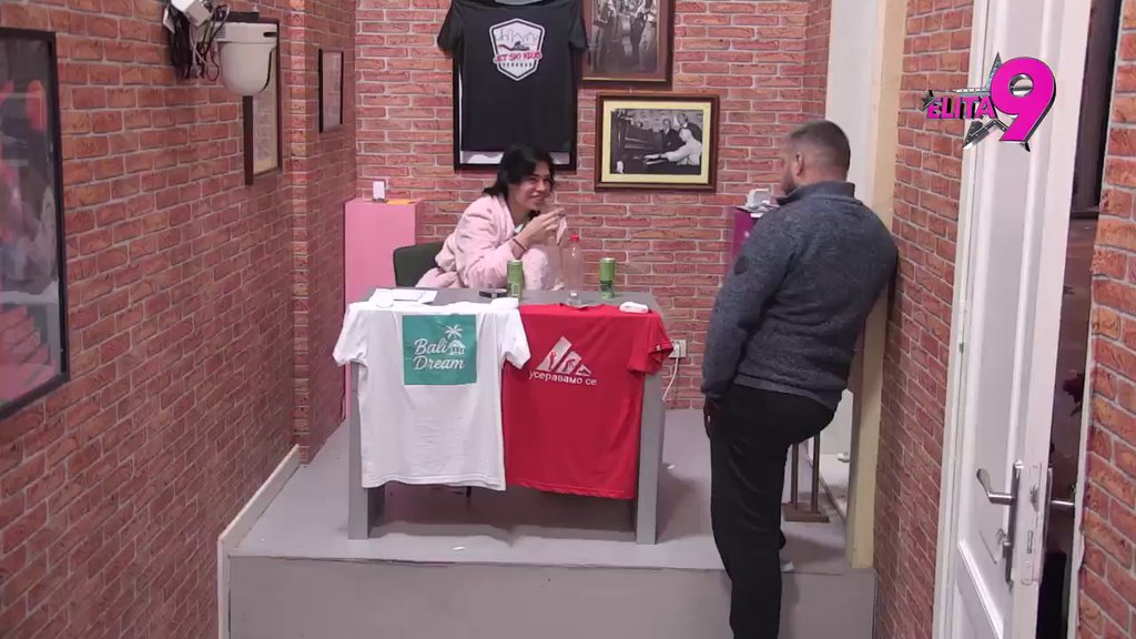 OSEĆAM SE KAO DA VARAM STANIJU: Asmin otkrio Mini kako se oseća pored Aneli, pa progovorio o odnosu sa Majom: MENI SE DOPADA... (VIDEO)