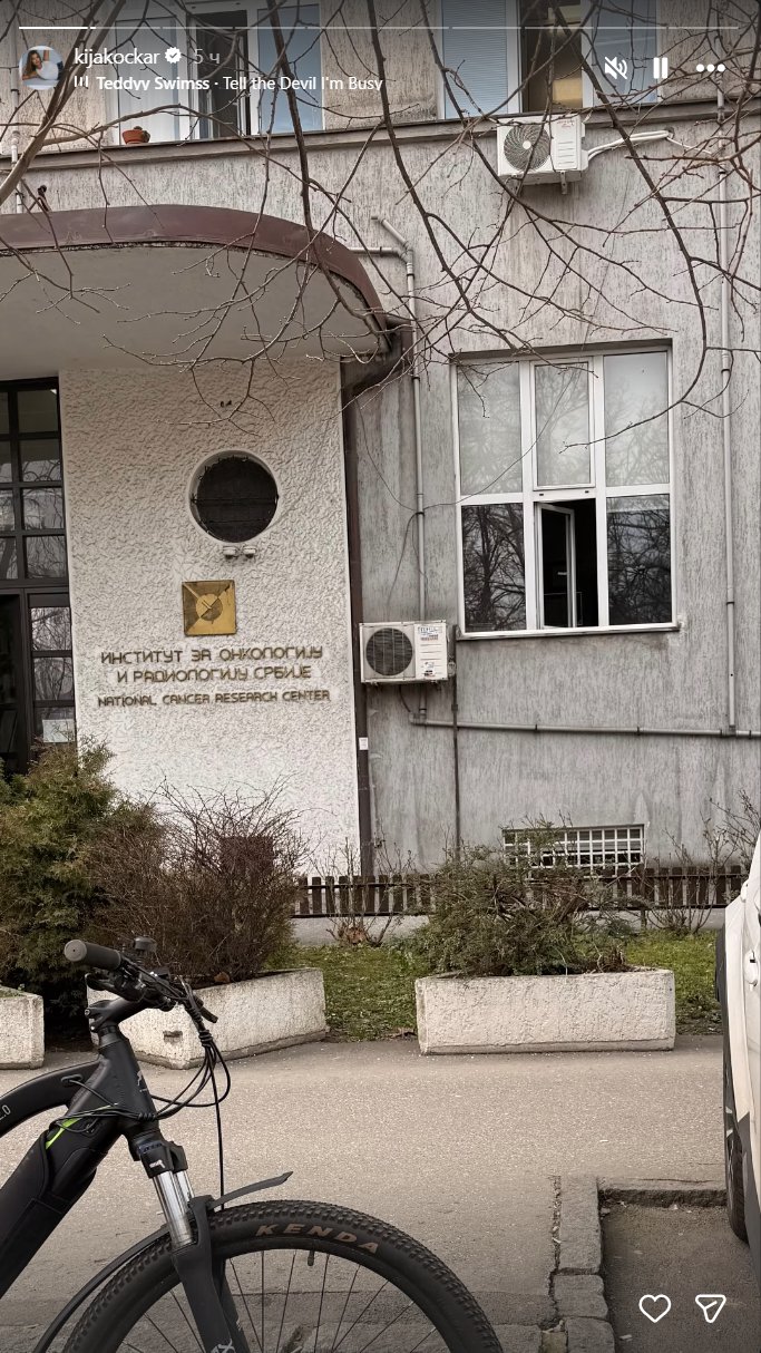 ZAHVATIO JE SVAKI MIŠIĆ, KOST, GLAVU: Kija Kockar objavom s ONKOLOGIJE zabrinula fanove (FOTO)