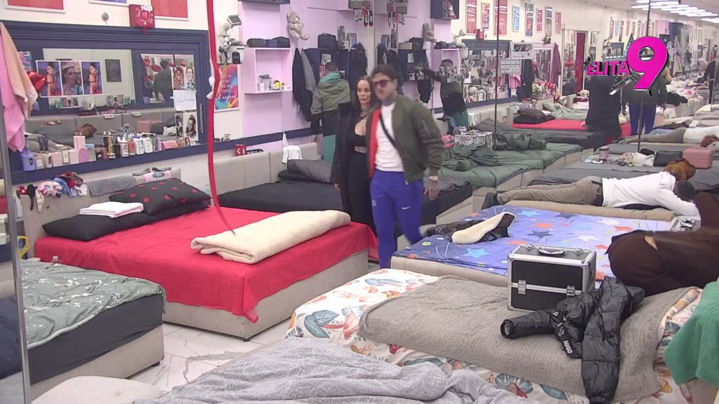 Ne može da podnese njegovo postojanje: Teodora pokušala da OTERA Bebicu, MIR sa Filipom joj bitniji od svega! (VIDEO)