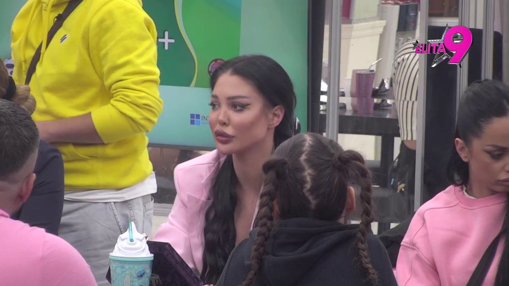 Rafalna paljba Uroša Stanića: Zbog brutalnog unakažavanja Maje i Asmina nastao muk u Beloj kući! (VIDEO)