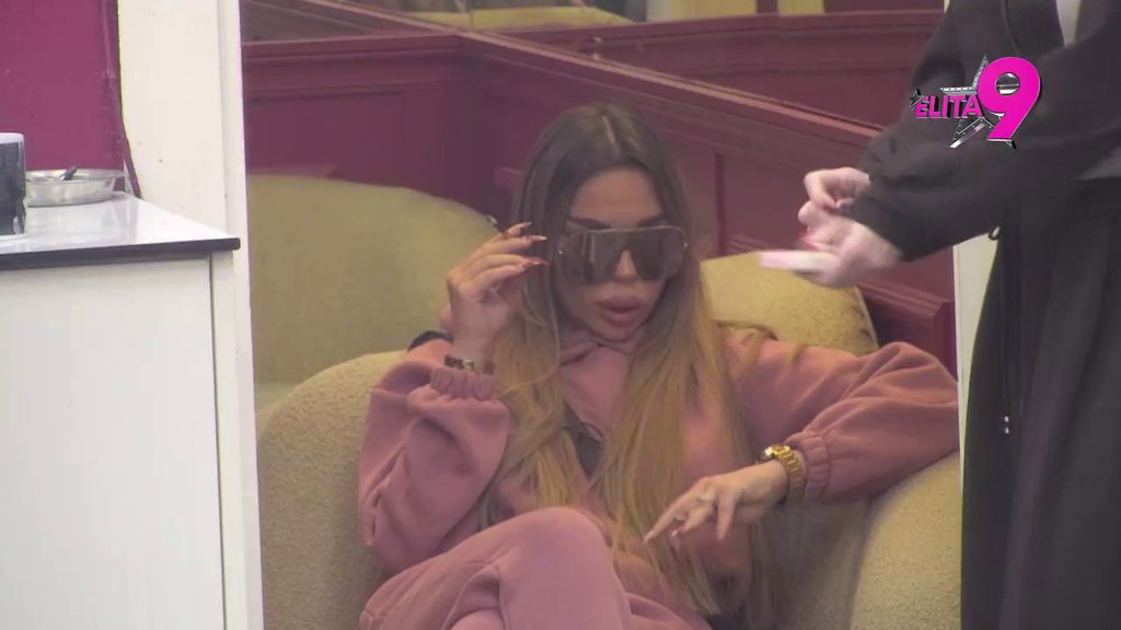 Karambol: Terza van sebe bljuje vatru po svima, žestoko zaratio sa Luksom! Reagovalo obezbeđenje (VIDEO)