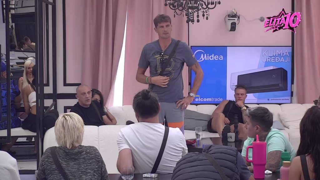 Ovome se niko nije nadao! Janjuš sve iznenadio svojim izlaganjem, pa mu se Kristina Petrović suprotstavila: Velike su šanse da ostanem sa tobom... (VIDEO)