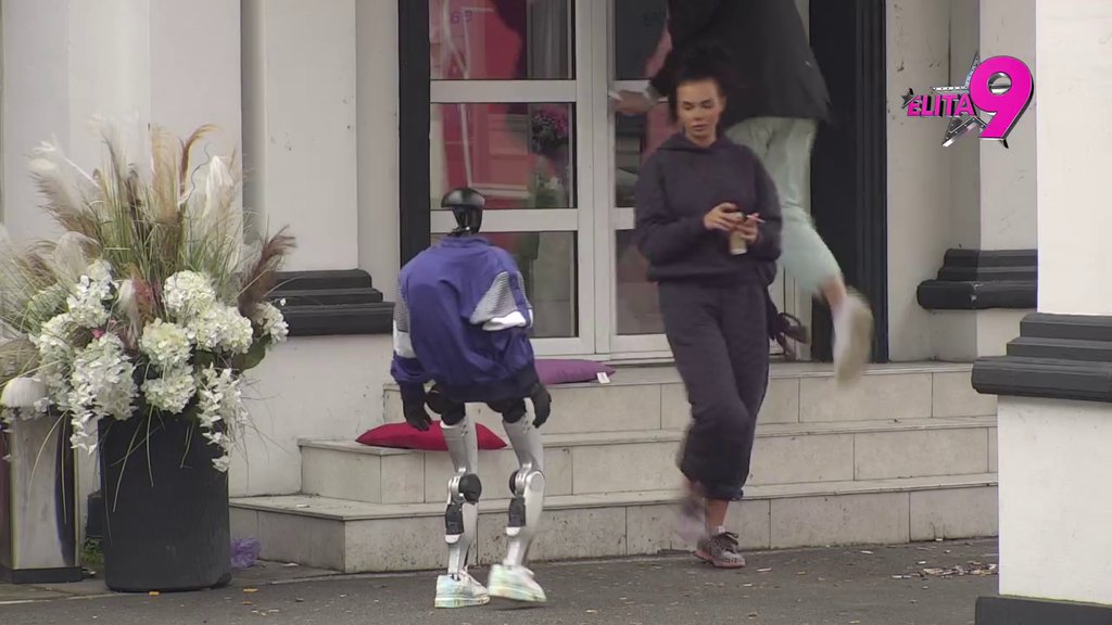 RASULA SE NA KOMADE: Anita priznala da je TIŠTI Anđelovo prebacivanje, otkrila da joj svaka njegova reč SLAMA SRCE, Toša rešio jednim gestom da joj popravi dan! (VIDEO)