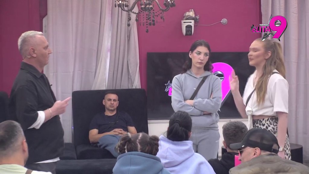 Fina, fina, pa Rada! Otkriven flert najmlađe učesnice i Neria, Hana BLEDA KAO KRPA, planira da IZGUBI NEVINOST s njim! (VIDEO)