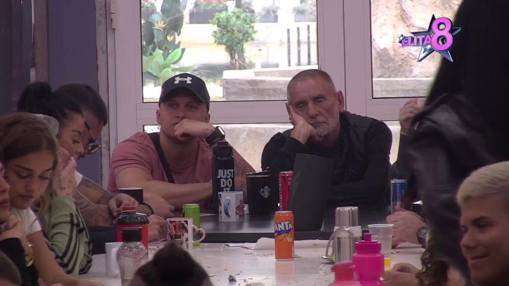 METEŽ U BELOJ KUĆI: Stanić žestoko zarežao na Karića, sasuo mu sve u lice, pa izazvao njegovu reakciju! (VIDEO)