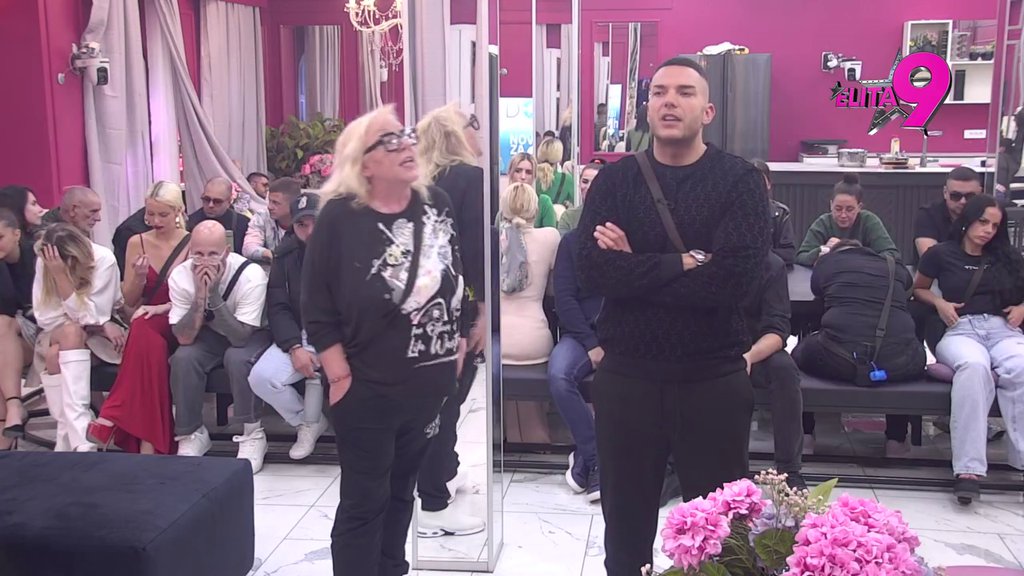 Karambol epskih razmera! Zorica i Anđelo zaorili Belu kuću uvredama, Kačavenda imitacijom nasmejala sve (VIDEO)