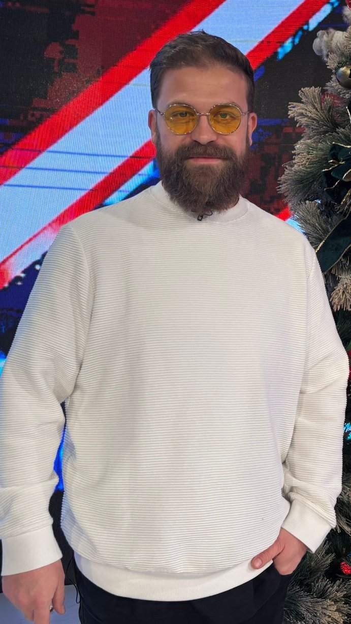 Naš voditelj se skoro PREPOLOVIO! Imao 115 kilograma, a onda je skinuo preko trideset, evo kako (FOTO)