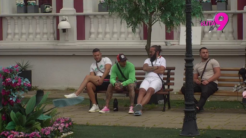 Anđelo pomno prati Staniju: Shvatio da joj meditiranje ne ide od ruke, a evo i zašto! (VIDEO)