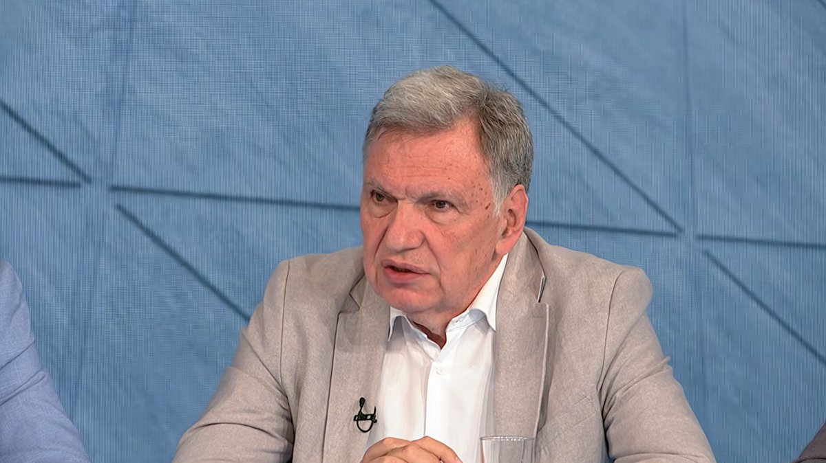 'NE ZNAJU VIŠE GDE ĆE' KOJČIĆ: Čitav niz nazovi argumenata blokadera se obrušio na ličnost Aleksandra Vučića, ali mu ne mogu ništa!
