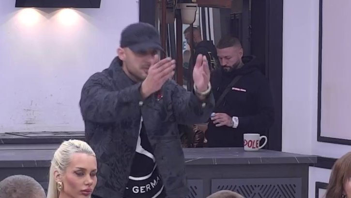 Sanja posle raskida opsedala Marka s lažnih profila! Pogledajte ŠOK PORUKE, nije birala sredstva: Doživi me bar kao s*ks kombinaciju! (FOTO)