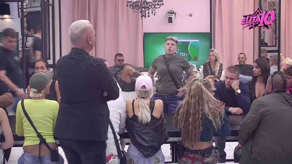 Iskrena do koske! Matora priznala da Janjušev veliki budžet NIJE REALAN, on pecnuo Aneli: Jedino ko je Asminu lizao... (VIDEO)