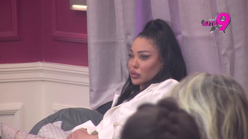 FILIP CAR MI DIŠE ZA VRATOM! Asmin  ne krije ogorčenost prema Majinom bivšem: Tvoj papak se pronalazi u majmunima, brat me se stidi!  (VIDEO)