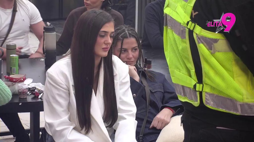 NE PREZA OD TOGA DA KAŽE SVE: Bora izneo sav prljav veš iz veze sa Anastasijom, pa se svrnuo na ljubavnu romansu sa Indi: ONA JE LJUDINA, MNOGO MI JE POMOGLA! (VIDEO)