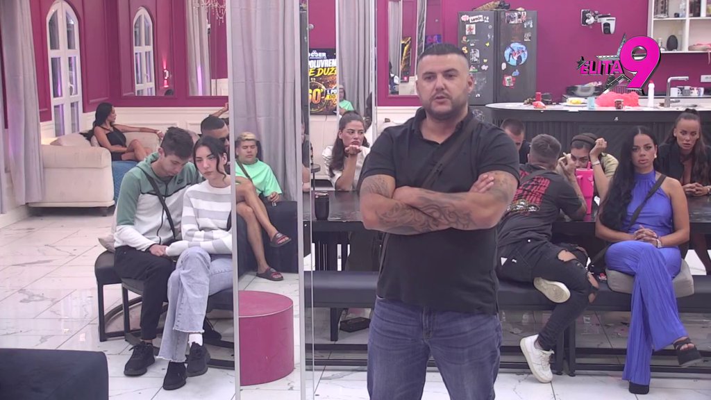 Totalno promenio ploču: Alibaba ipak ne misli loše o Maji, gnusne prozivke joj izrekao jer je bio u crvenom! (VIDEO)