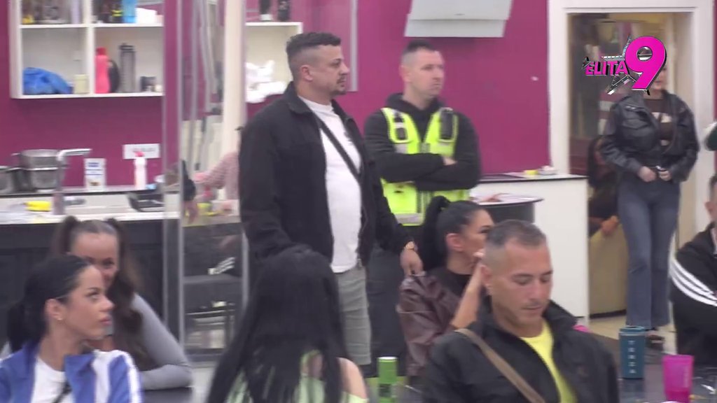 BUKTI RAT! Terza i Bebica BRUTALNO zaratili, uvrede se samo nižu, netrpeljivost rapidno raste! (VIDEO)