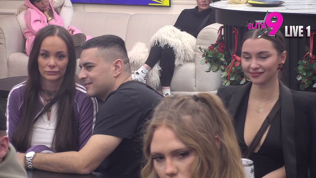 Ne zna gde udara: Teodoru pogodile mamine reči, Bebica nije izdržao da ne izvede svoj zaključak (VIDEO)