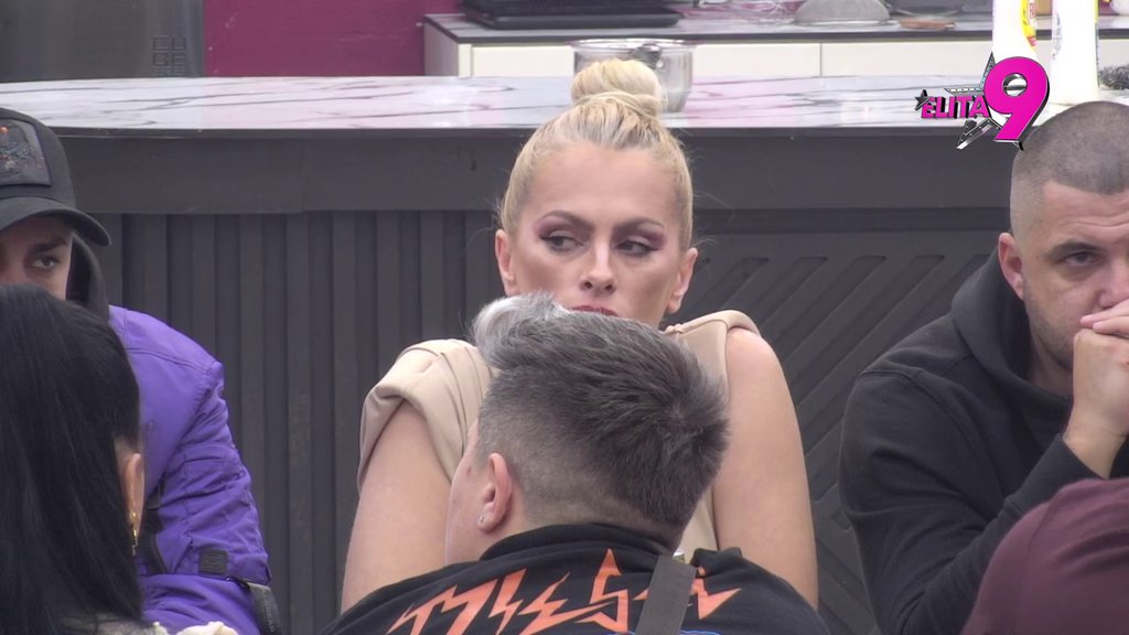 JA SAM SAMO NJEGA VOLELA: Teodora svojim izlaganjem o Bebici nasmejala ukućane, zaplakala pa posle svega rekla da je on najlepši učesnik (VIDEO)