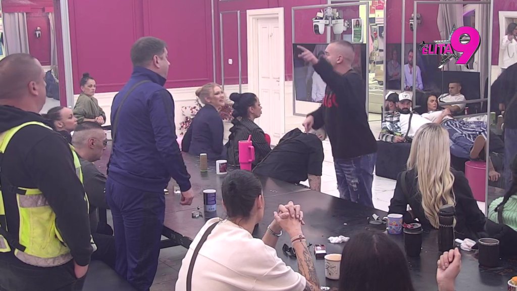 Ima pravo kao povređena žena... Dačo između tri vatre, dao svoj sud o odnosu Asmina, Aneli i Stanije (VIDEO)