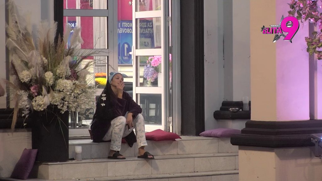 Okrenula si rijaliti za tri dana naopačke: Uroš ne prestaje Maji da turira mozak zbog Luke, nju zabolela glava! (VIDEO)