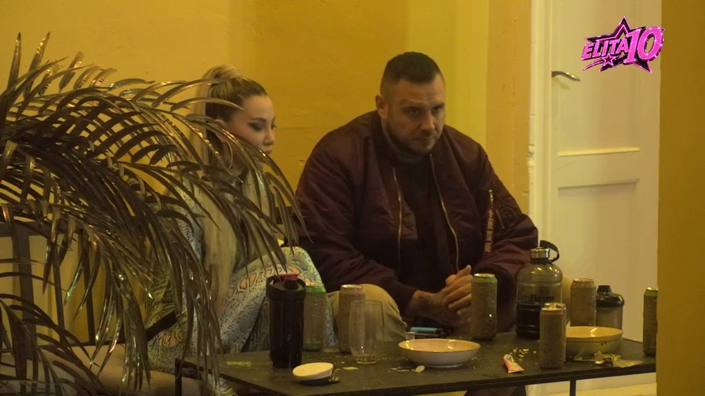 Gleda svog idola i uzora: Car i Aneli opleli po Osmakčiću, on odlepio jer Ahmićeva od svega pravi sprdnju! (VIDEO)