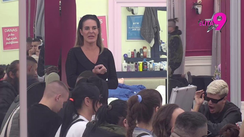 Ne krije emocije?! Kačavenda nahvalila Vanju Živić, pa se pred svima obratila Janjušu: Svi znate da... (VIDEO)