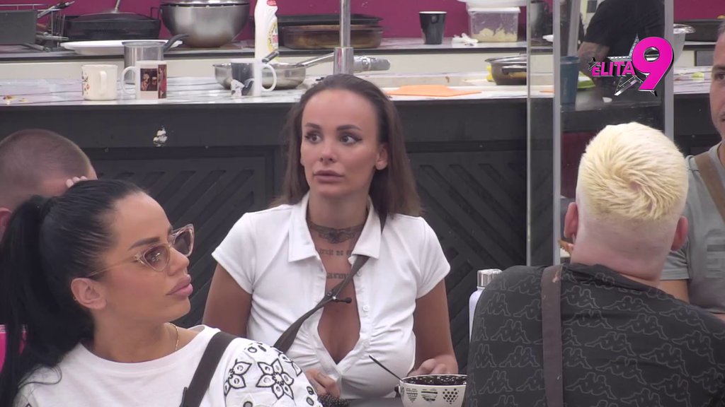 SATERANI U ĆOŠAK: Učesnicima PREKO GLAVE laži Teodore i Bebice, smatraju da je pitanje trenutka kad će obnoviti svoju vezu! (VIDEO)