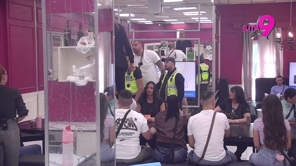 Rat do istrebljenja! Kačavenda pokušava da uništi poslednje atome Sofijinog dostojanstva, Janjuš skočio da je obrani, pa udario na bivšu! (VIDEO)