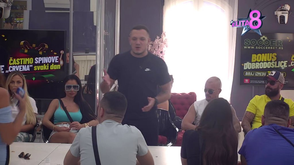 Bila si preslatka dok si stenjala: Gastoz brutalno isponižavao Enu Čolić, od ovog blama nema dalje! (VIDEO)