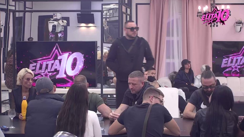 Zbog tebe ću Nešu komentarisati kao da je Peša, ne moraš zgaziti pet godina prijateljstva: Car uvredio Gastoza, Anđela skočila kao oparena (VIDEO)