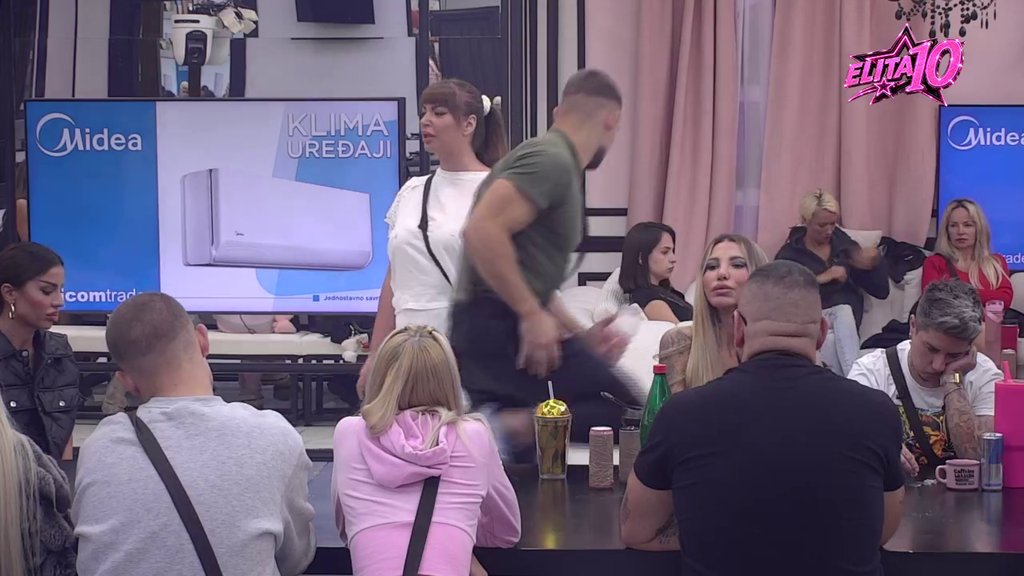 OČITALA JOJ LEKCIJU: Miljana ponizila Aneli, tvrdi da je unakazila Đukića, a onda se okrenula ka Caru i rekla OVO (VIDEO)