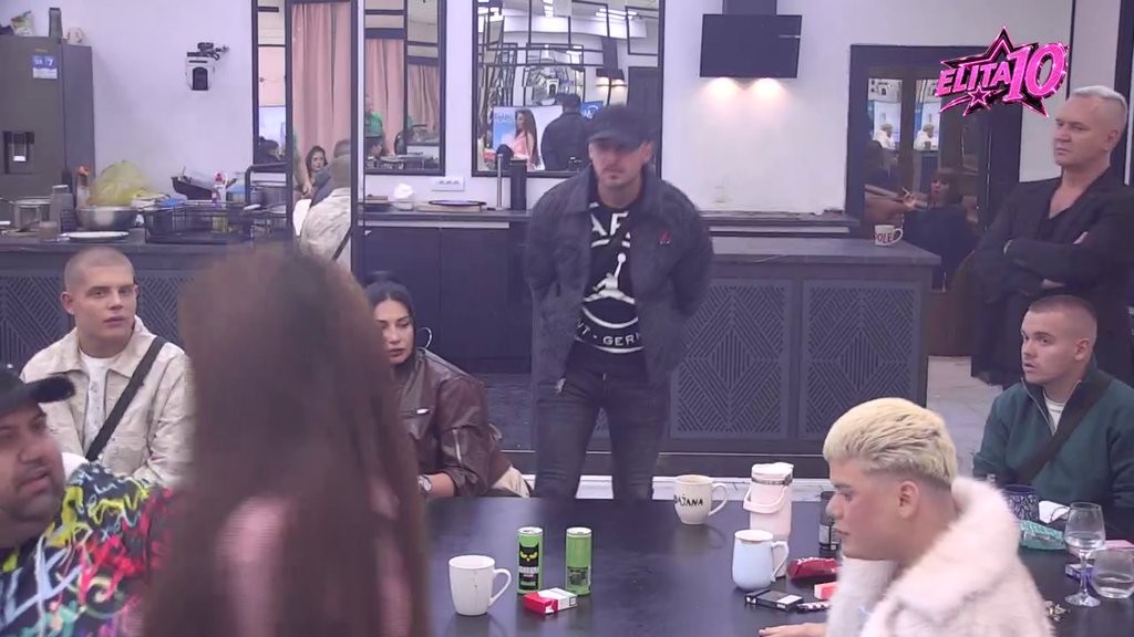 Od ovoga nikome nije dobro! Sanja optužila Marka za nasilje, on svojim besom zatresao Belu kuću (VIDEO)