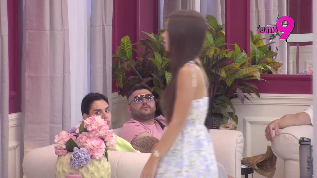 ŠOK: Sara otkrila kolika je razlika u godinama između njene majke i Ivana Marinkovića! (VIDEO)