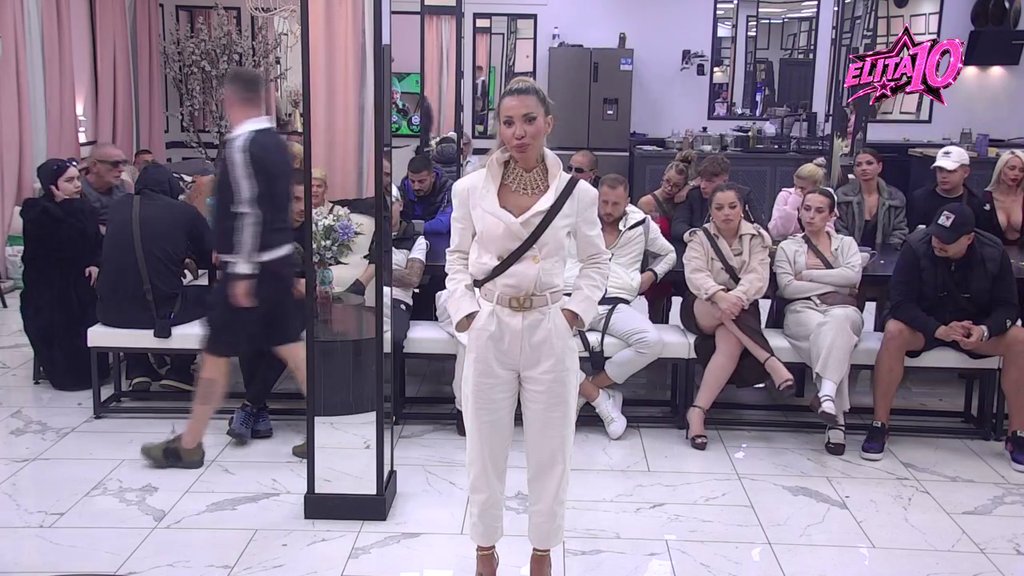 Izgorela od ljubomore: Aneli pobesnela zbog pogleda Cara i Anđela, razvezala jezik i sve otkrila! (VIDEO)