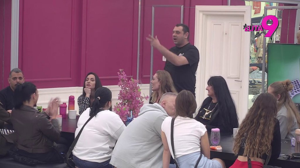 Sve i da je najgora, za mene je najbolja: Bebica zapušio svima usta, od sutra brani Teodoru od svih! (VIDEO)