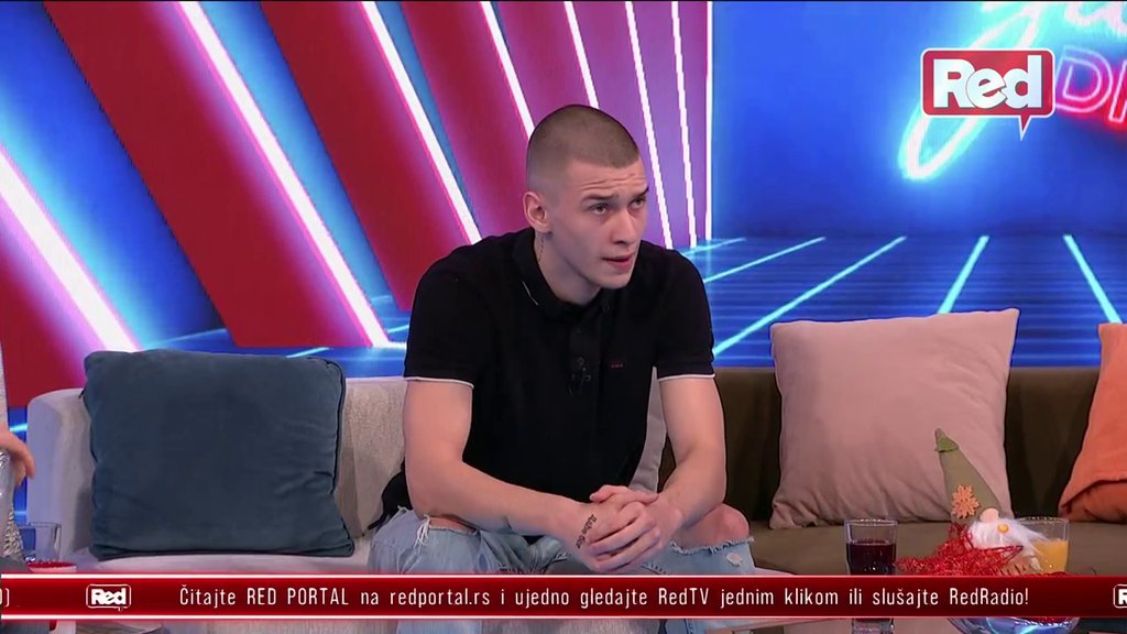 Okrenuo sam se Bogu, molio sam se da mi da živo i zdravo dete: Potresna priča Andreja Savkovića uznemirila javnost, priznao da se kaje zbog incidenta sa Urošem Stanićem (VIDEO)