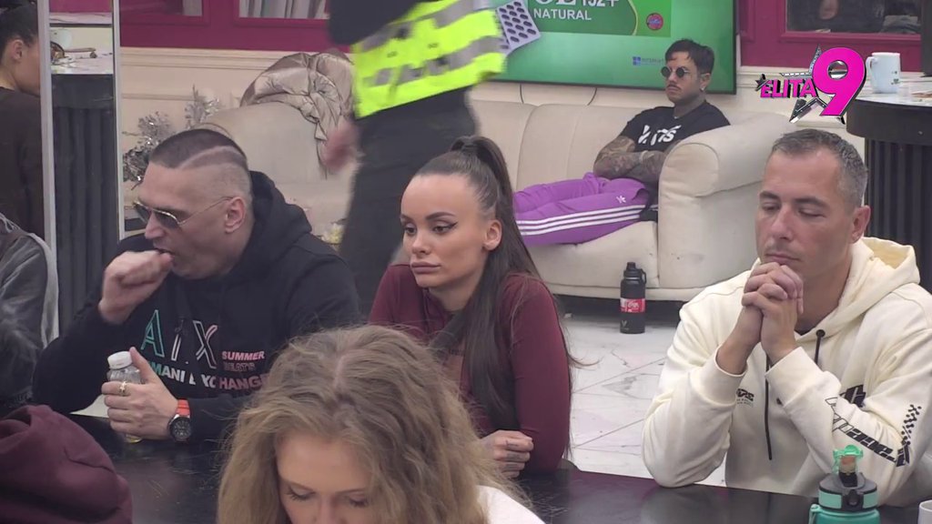 SVE JE OVO ZBOG FILIPA: Aneli sumnja u Majine emocije prema Asminu, ubeđena da Marinkovićeva napada Teodoru zbog Đukića (VIDEO)