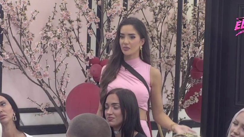 RAT DO ISTREBLJENJA: Marinković suočio Cara sa Anđelinim postupcima, pa čuo njegov stav o svemu: Radila je ogavne stvari... (VIDEO)