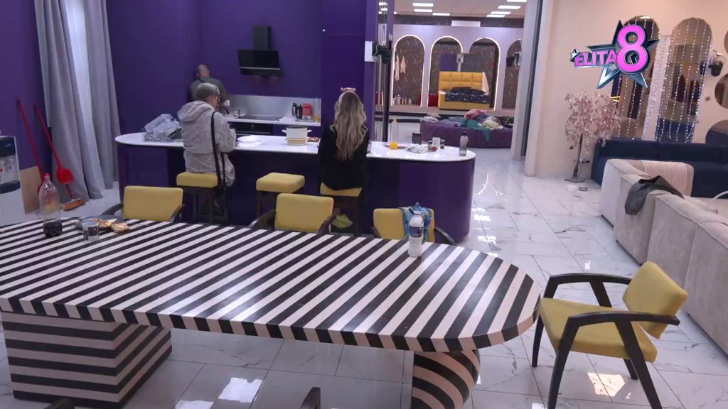 Nema koga nisi izdala ovde: Uroš i Aneli se ne zaustavljaju u provokacijama, ore se Odabrani od njihove svađe (VIDEO)