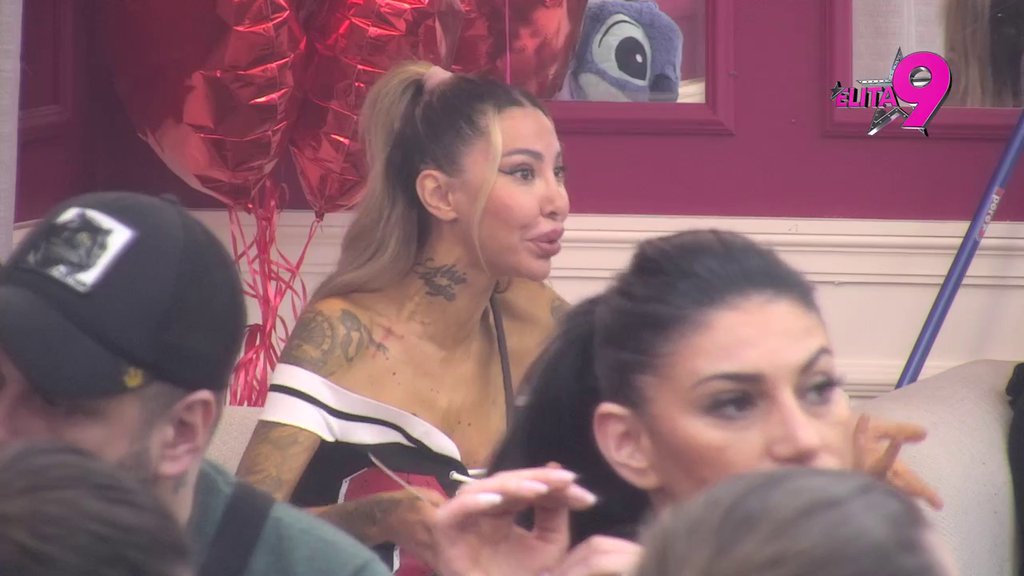 Ne može ona kopitarka da se poredi sa Majom: Kačavenda preko Marinkovićeve ZGAZILA Aneli, pa se obratila Asminu: Šta god... (VIDEO)