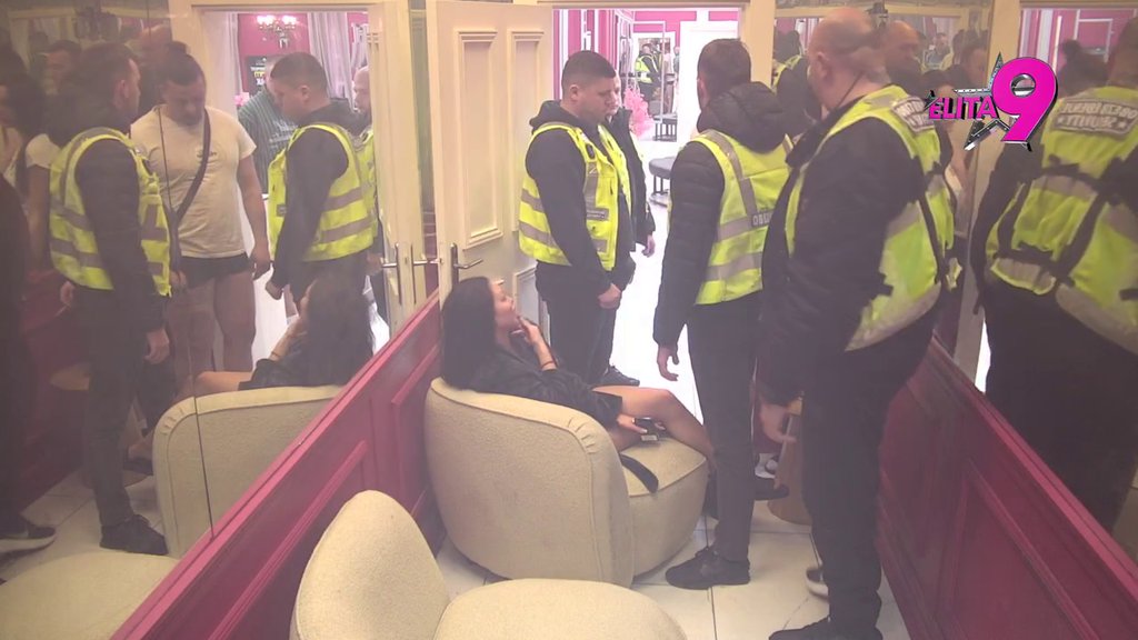 Raščerupaću te: Terza i Mina udruženim snagama verbalno sahranili Maju, ona ostala sama na cedilu! (VIDEO)