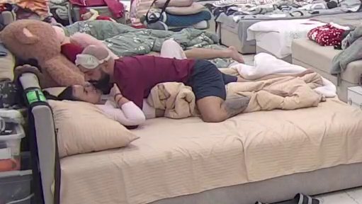 Poludela: Luka uspeo da dovede Anitu do nervnog sloma, ona mu zapretila udarcem! (VIDEO)